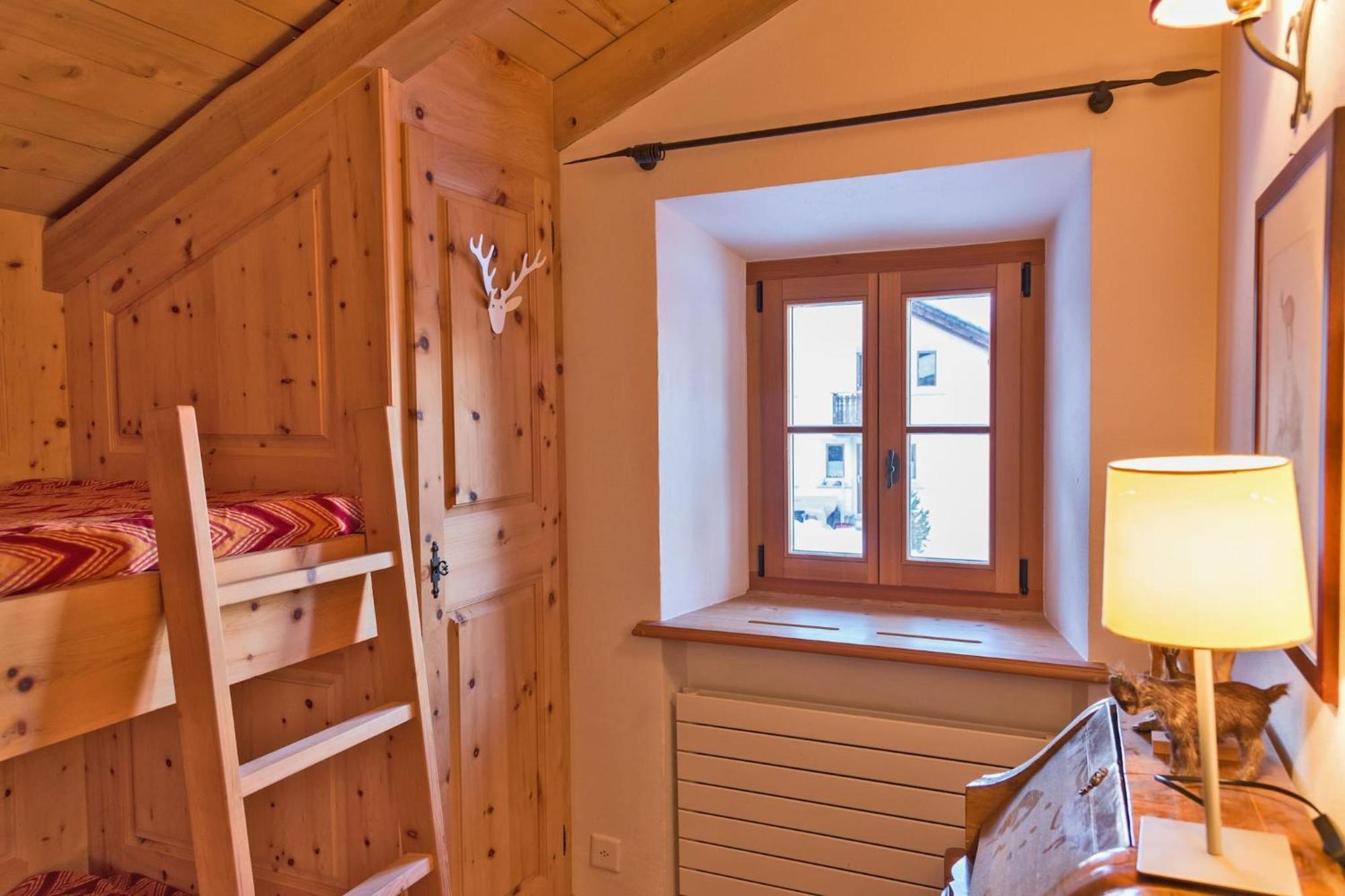 Chalet Gulas - La Punt-Chamues-ch Exterior foto